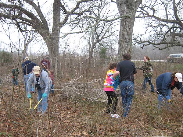 Kosse 4H Clean Up at the Brown Family Historical Site
